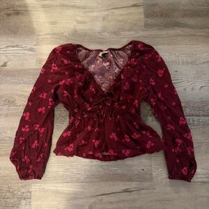 Universal-thread Women's Burgundy and Red Blouse